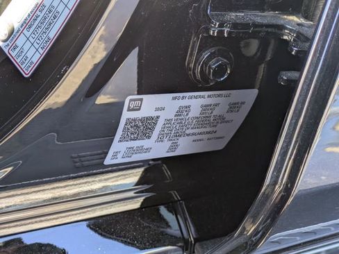 New 2025 GMC Sierra EV Denali image 34