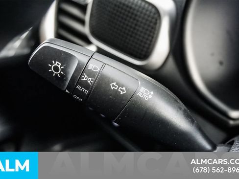 Used 2025 Kia Soul LX image 27