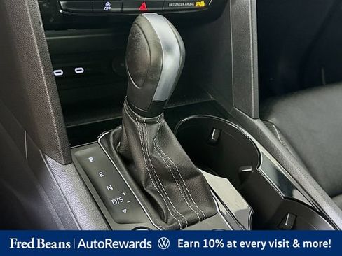 Used 2023 Volkswagen Atlas Cross Sport SE w/ Black Wheel Package AWD/4WD image 22