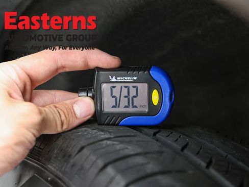 Used 2023 Ford Explorer XLT w/ Equipment Group 202A AWD/4WD image 26