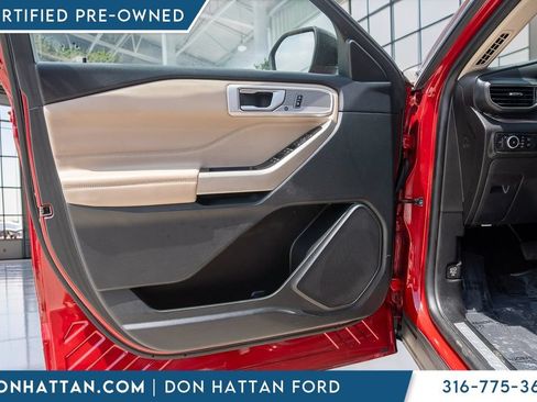 Certified 2023 Ford Explorer Limited AWD/4WD image 16