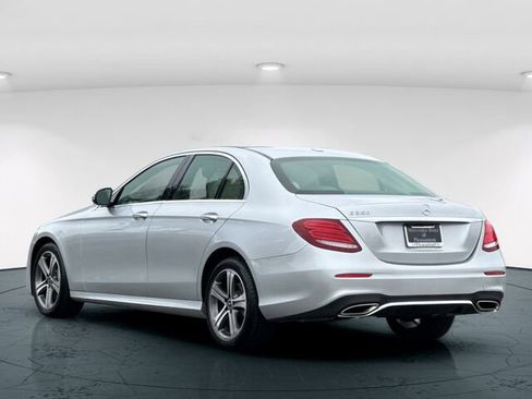Used 2020 Mercedes-Benz E 350 Sedan image 5