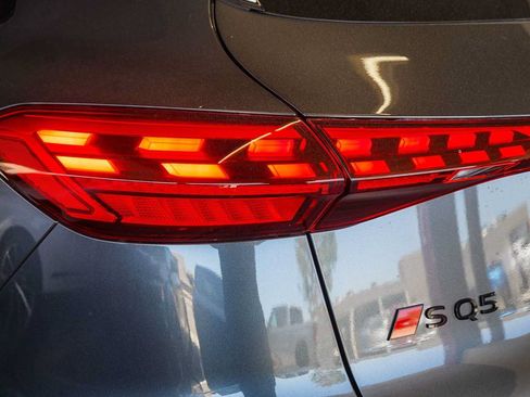 New 2026 Audi SQ5 Premium Plus AWD/4WD image 7