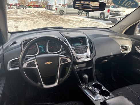 Used 2017 Chevrolet Equinox LT w/ Convenience Package image 11