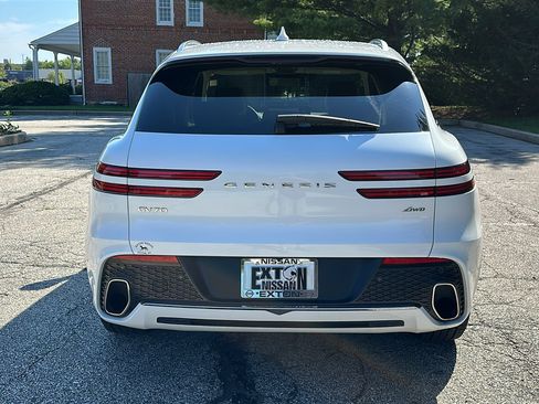 Used 2025 Genesis GV70 2.5T w/ Select Package AWD/4WD image 5