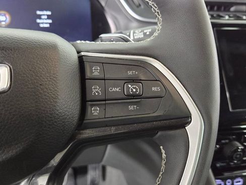 Used 2023 Jeep Grand Cherokee L Altitude image 19