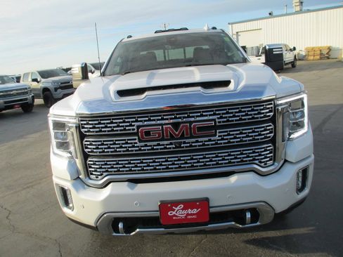 Used 2022 GMC Sierra 2500 Denali w/ Denali Ultimate Package image 11