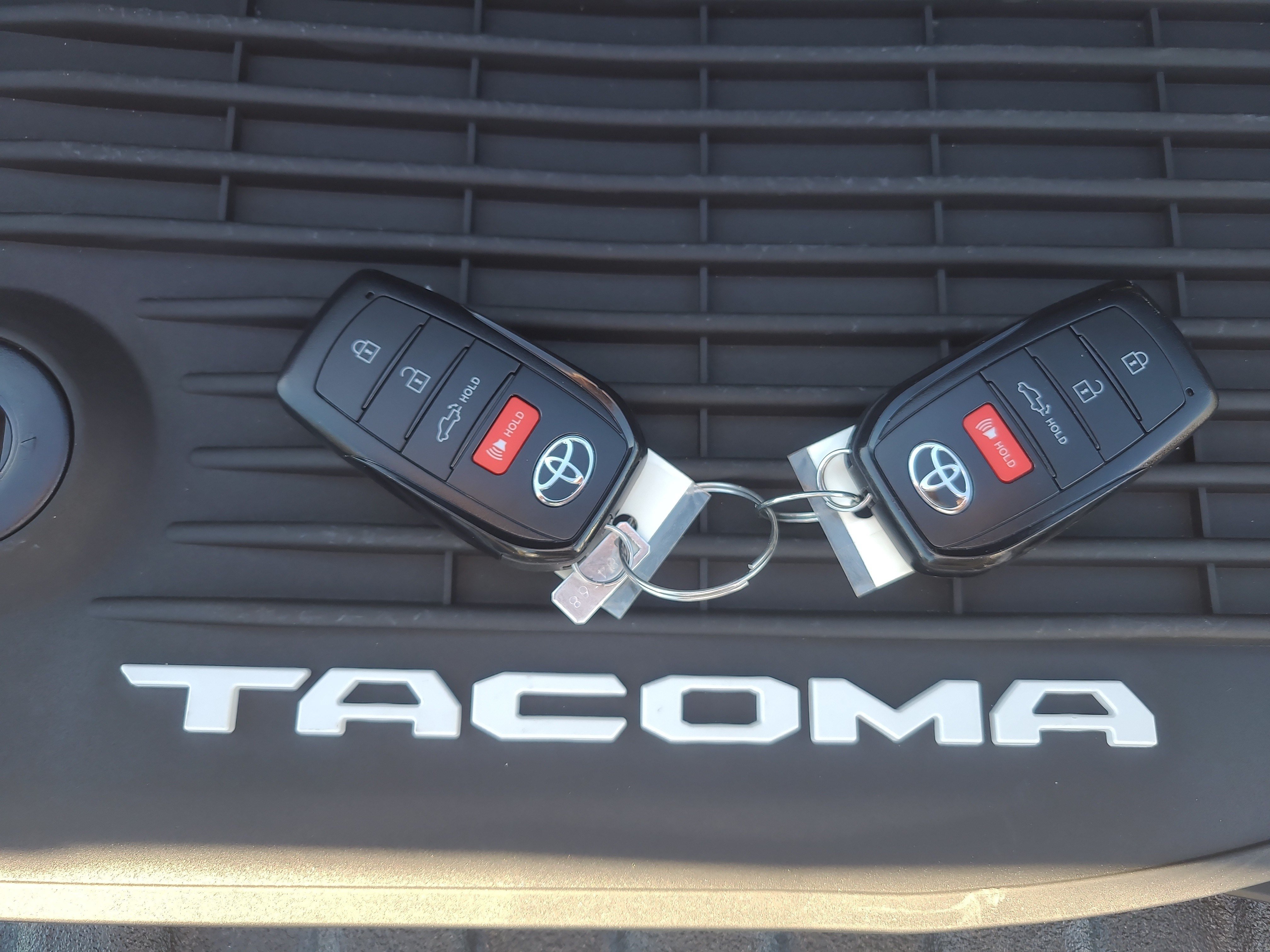 Certified 2026 Toyota Tacoma Limited AWD/4WD image 31