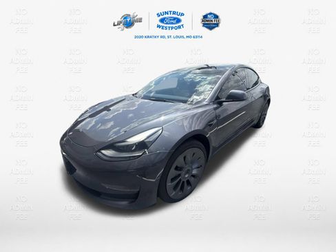 Used 2023 Tesla Model 3 Standard Range RWD image 9