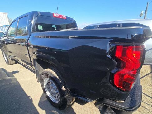 Used 2023 Chevrolet Colorado W/T image 4