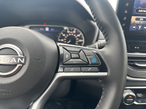 Used 2025 Nissan Altima 2.5 SL image 14