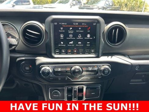 Used 2022 Jeep Wrangler Unlimited Sport w/ Sun And Sound Package AWD/4WD image 22
