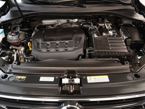 Used 2023 Volkswagen Tiguan SE R-Line AWD/4WD image 39