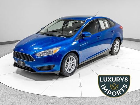 Used 2018 Ford Focus SE FWD image 1