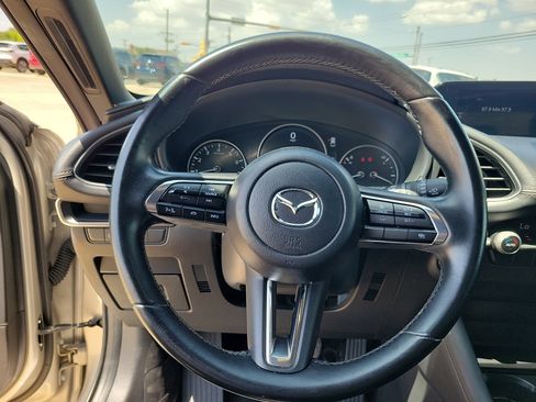 Used 2024 MAZDA MAZDA3 s FWD image 15