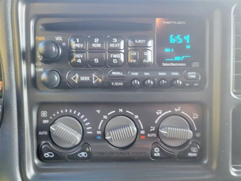 Used 2002 GMC Yukon SLE w/ Off-Road Suspension Pkg image 23