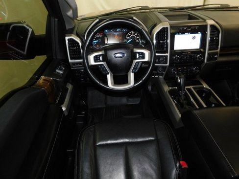 Used 2018 Ford F150 Lariat image 12