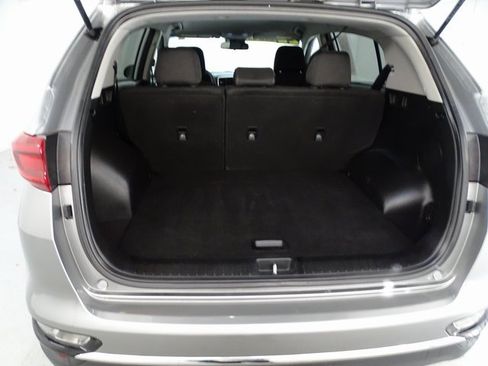 Used 2022 Kia Sportage LX image 18