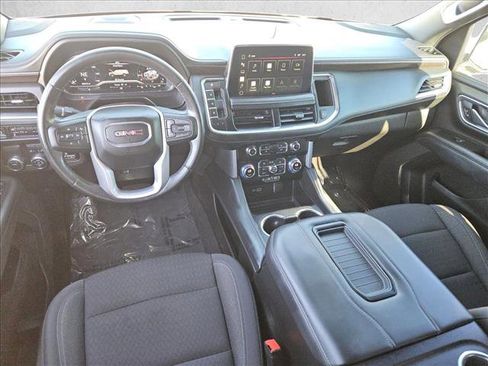 Used 2022 GMC Yukon XL SLE w/ Gmc Pro Safety Plus Package image 16
