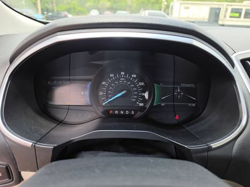 Used 2016 Ford Edge Titanium w/ Equipment Group 302A FWD image 35
