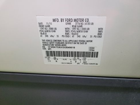 Used 2016 Ford Explorer XLT w/ Equipment Group 201A FWD image 33