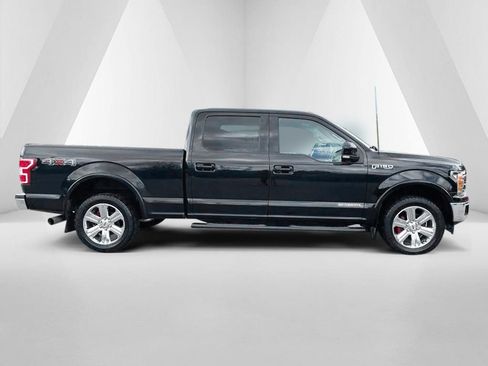 Used 2018 Ford F150 Lariat w/ Trailer Tow Package AWD/4WD image 9
