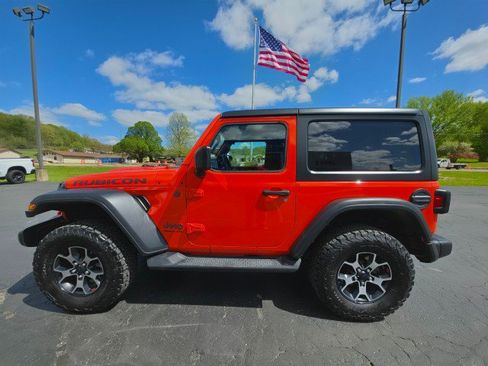 Used 2018 Jeep Wrangler Rubicon AWD/4WD image 2