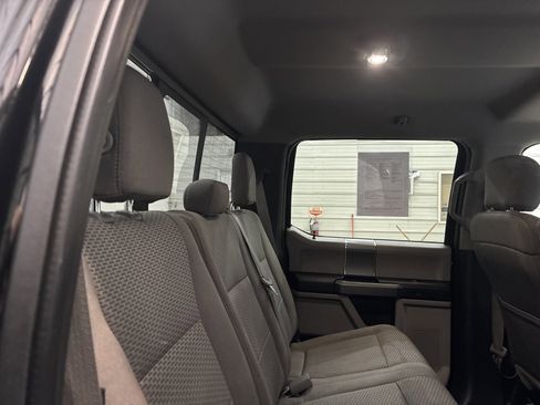 Used 2018 Ford F250 XLT w/ XLT Premium Package image 31