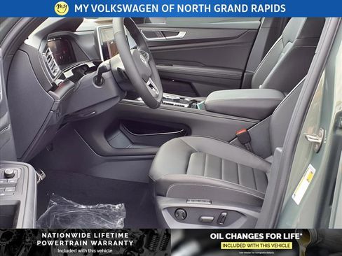 New 2026 Volkswagen Atlas Cross Sport SEL R-Line image 6