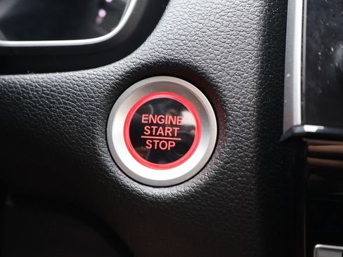 Used 2018 Honda CR-V EX image 18