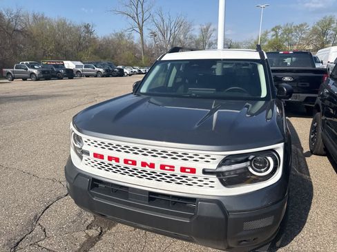 New 2025 Ford Bronco Sport Heritage w/ Convenience Package AWD/4WD image 3