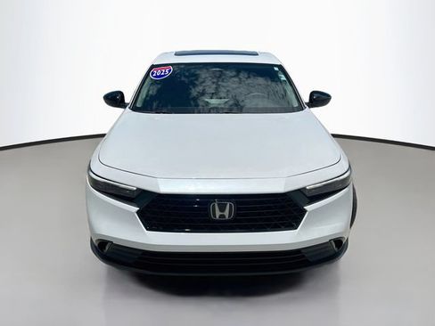Used 2025 Honda Accord SE image 3