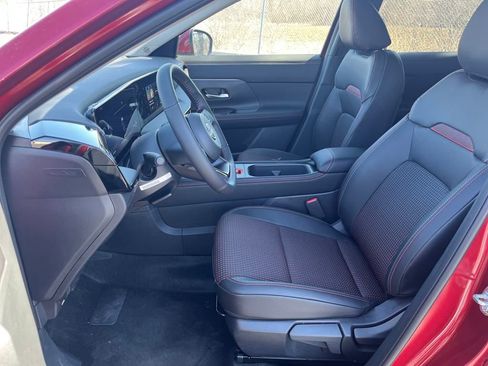 New 2025 Nissan Kicks SR image 13