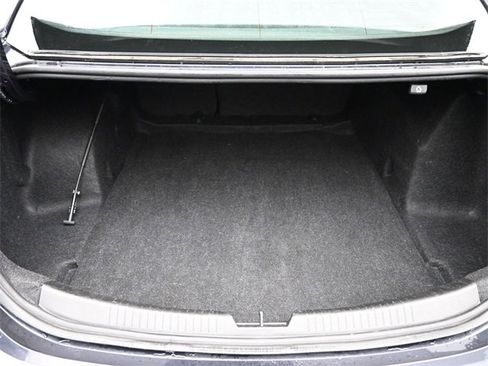 Used 2023 Chevrolet Malibu LT image 6