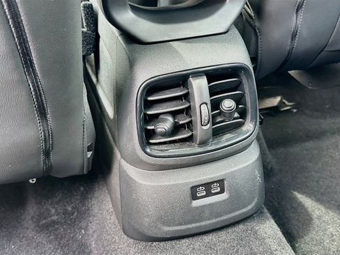 Used 2024 MINI Cooper Countryman S w/ Premium Package FWD image 26