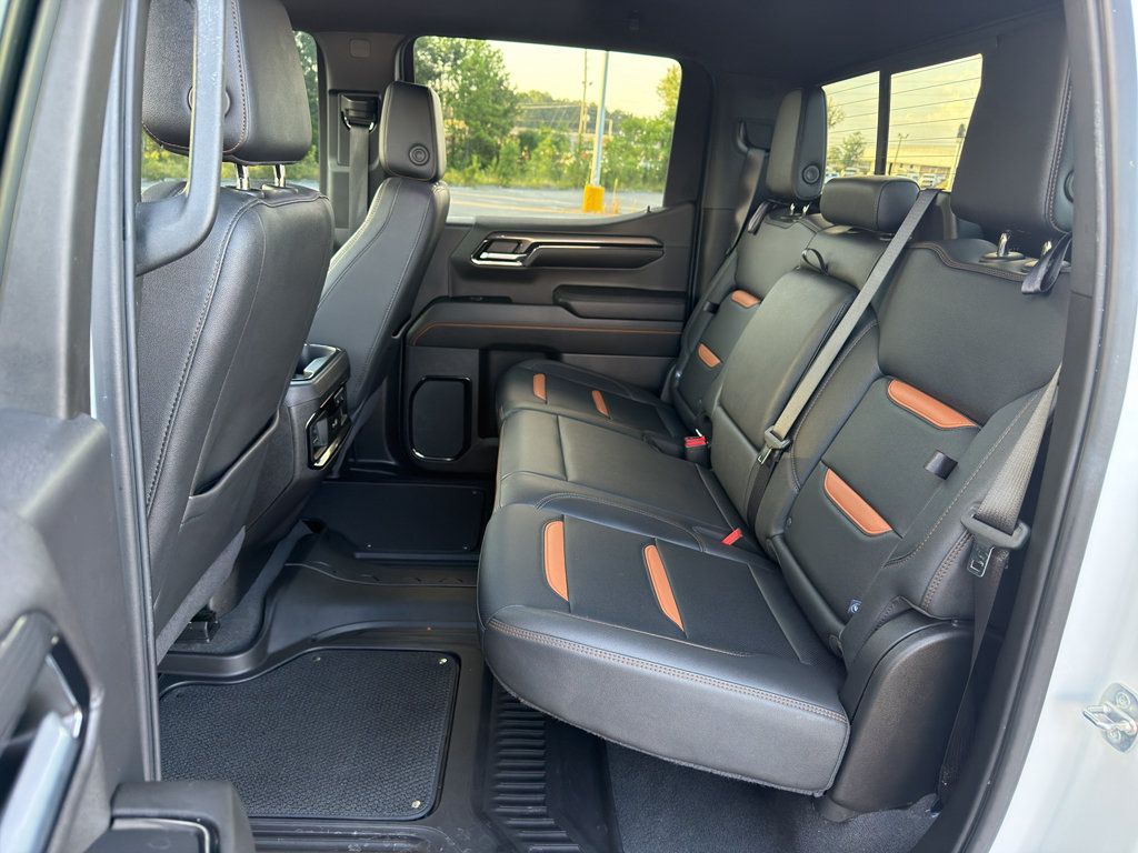 Used 2024 GMC Sierra 1500 AT4 w/ Technology Package AWD/4WD image 29