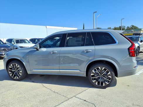 New 2026 Volvo XC90 B6 Plus w/ Protection Package Premier image 4