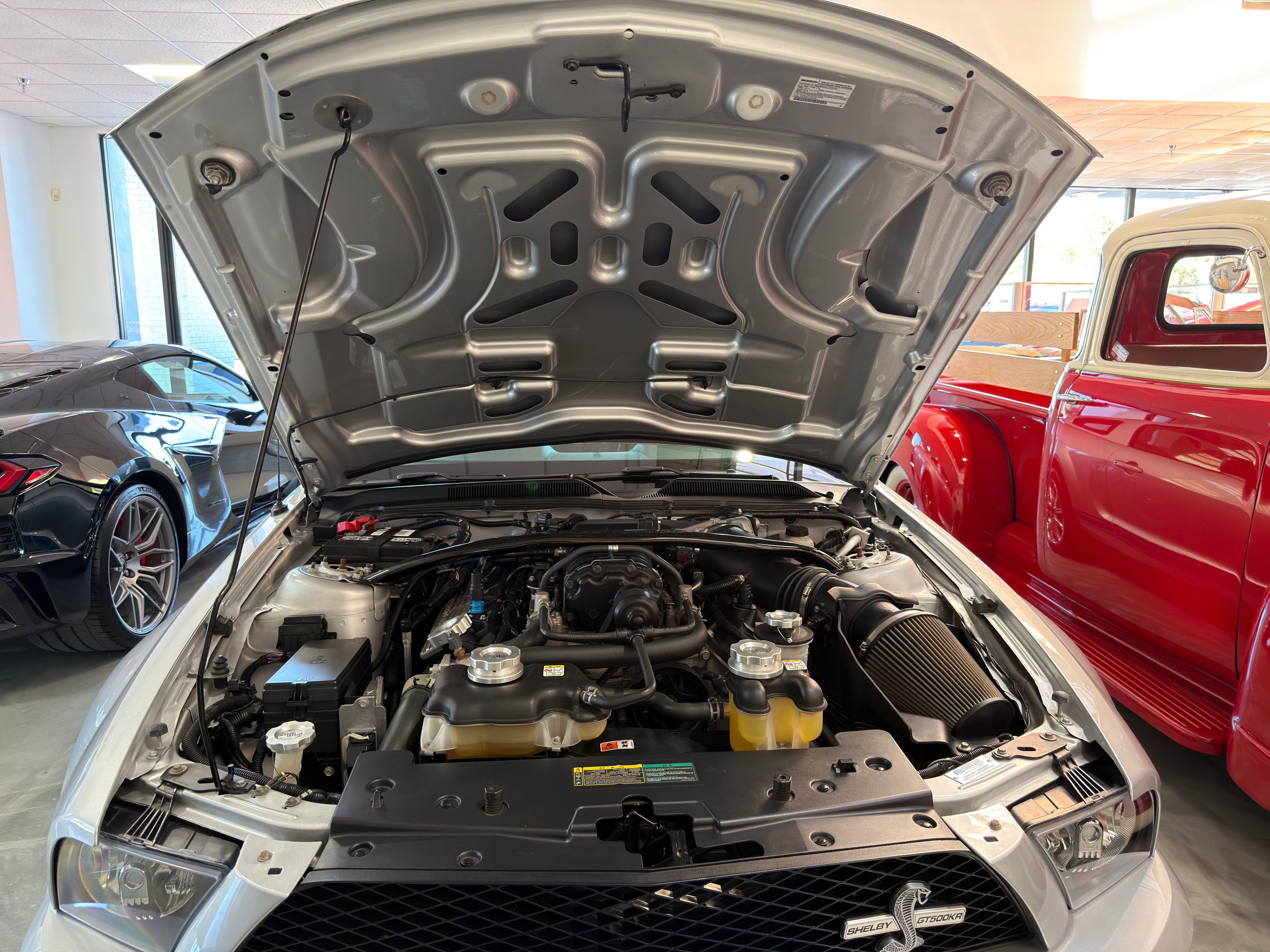 Used 2009 Ford Mustang Shelby GT500 RWD image 42