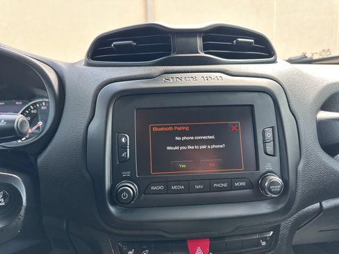 Used 2016 Jeep Renegade Limited AWD/4WD image 51