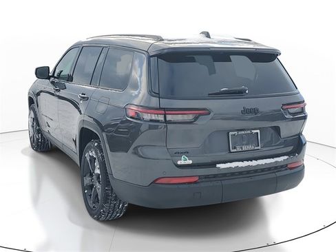 New 2025 Jeep Grand Cherokee L Altitude image 3
