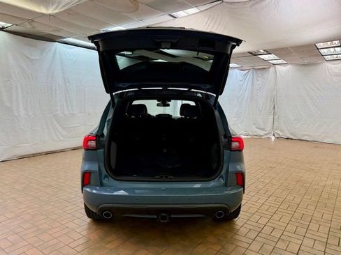 Certified 2023 Ford Escape ST-Line Elite w/ Premium Technology Package AWD/4WD image 7