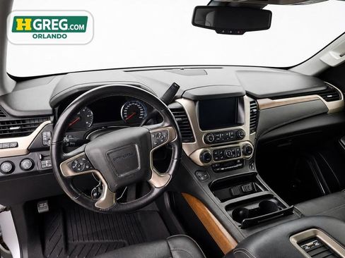 Used 2019 GMC Yukon Denali AWD/4WD image 11