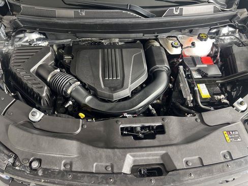 Used 2024 Chevrolet Traverse RS FWD image 26