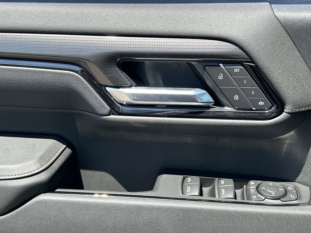 New 2026 GMC Sierra 3500 AT4 w/ AT4 Premium Plus Package AWD/4WD image 24