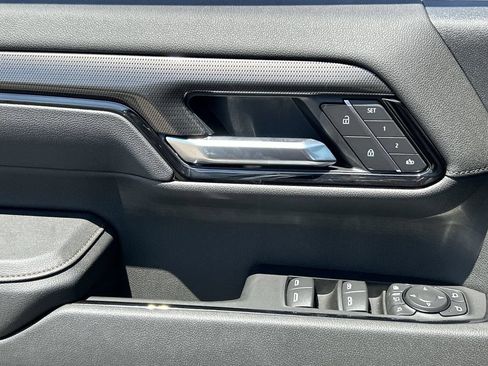 New 2026 GMC Sierra 3500 AT4 w/ AT4 Premium Plus Package AWD/4WD image 24