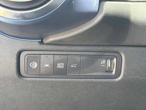 Used 2025 Chevrolet Equinox EV LT w/ LPO, All-Weather Mat Package FWD image 14