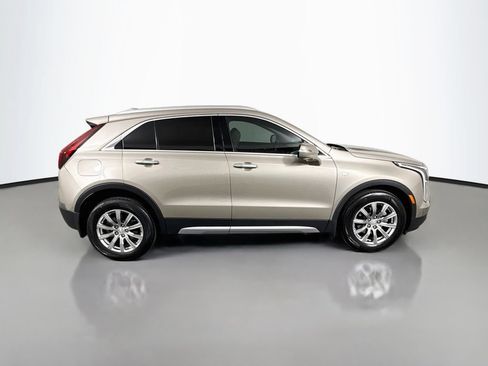 Certified 2023 Cadillac XT4 Premium Luxury FWD image 8