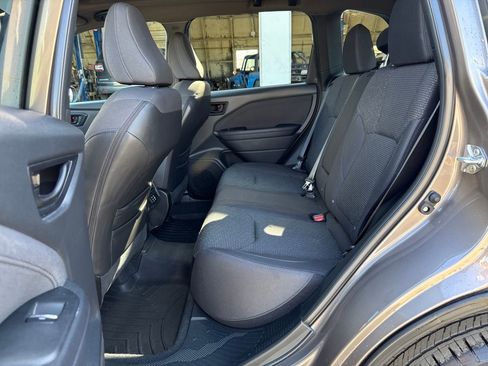 Used 2025 Subaru Forester Premium AWD/4WD image 25