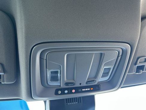 Used 2022 Chevrolet Silverado 1500 LTZ image 23