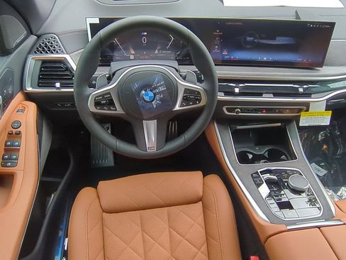 New 2026 BMW X5 xDrive40i w/ M Sport Package AWD/4WD image 12